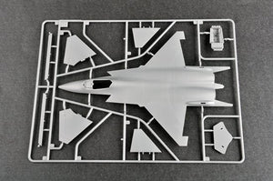 Trumpeter 01666 Shenyang J-31 Gyrfalcon (Airshow China 2014) 1/72 – Bild 7