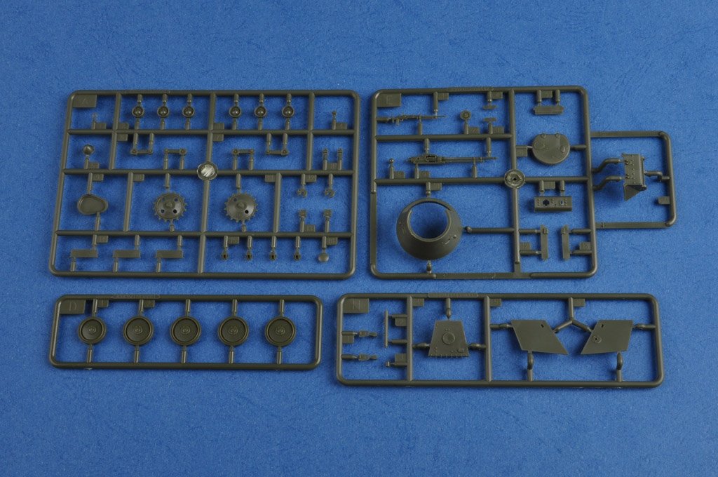 Hobby Boss 83825 Russian T-40 Light Tank 1/35 – immagine 5