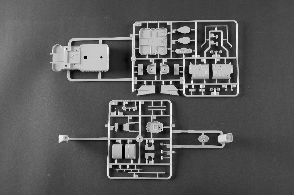 Trumpeter 05373 USS Ohio BB-68 1/350 – image 17
