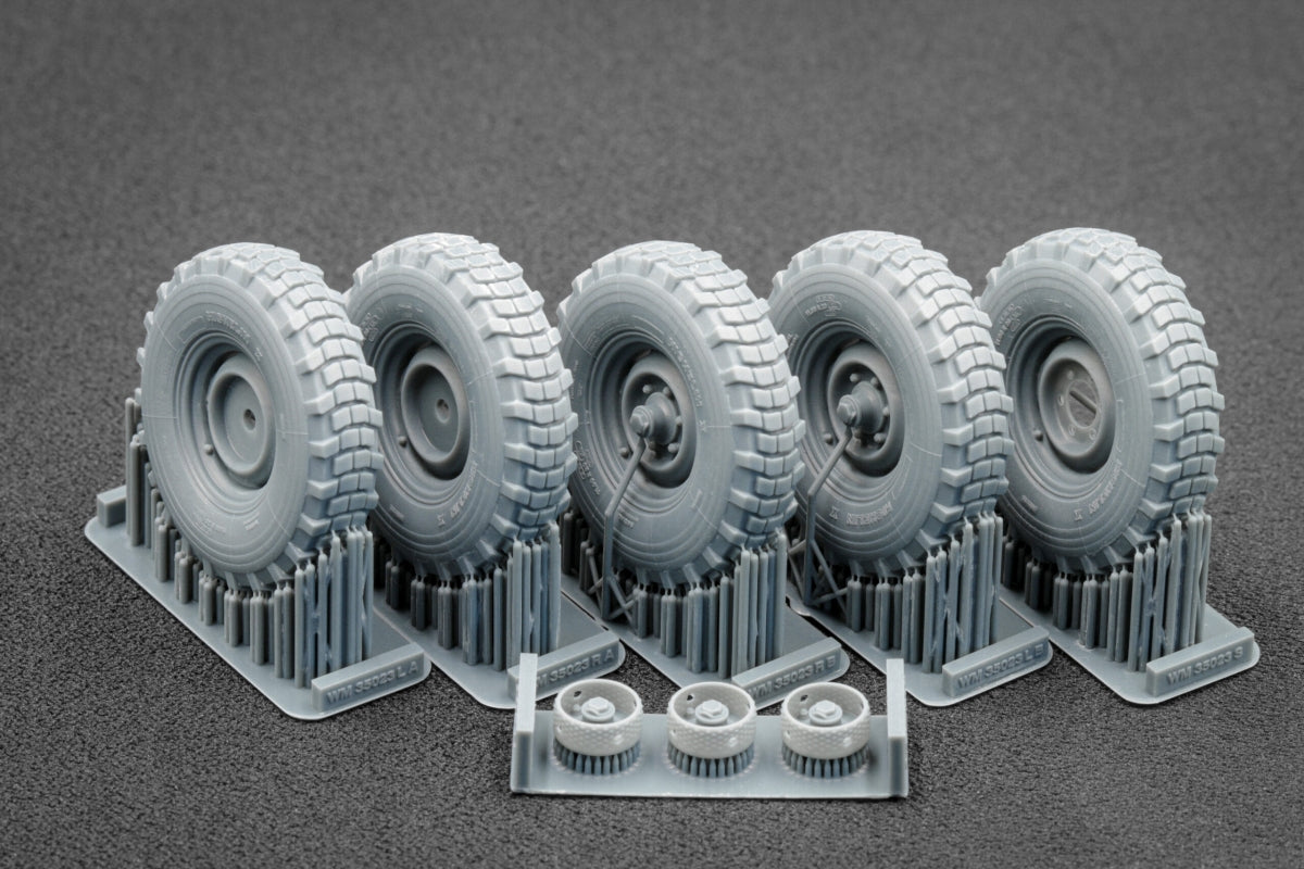 ScaleX WM 35023 Unimog 404 11.0R20 XOrdinary v2 Ordinary wheel set (for AK-Interactive, ICM, Revell) 1/35