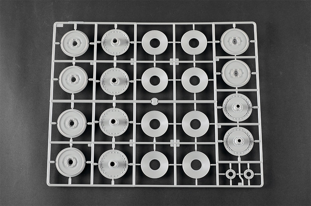 Trumpeter 00944 Pz.Kpfw.VI Ausf.E Sd.Kfz.181 Tiger I (Medium Production) 1/16 – immagine 50