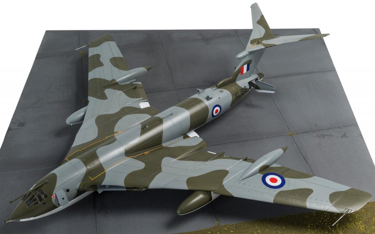 Airfix 12008 Handley Page Victor B.2 1/72 – Bild 5