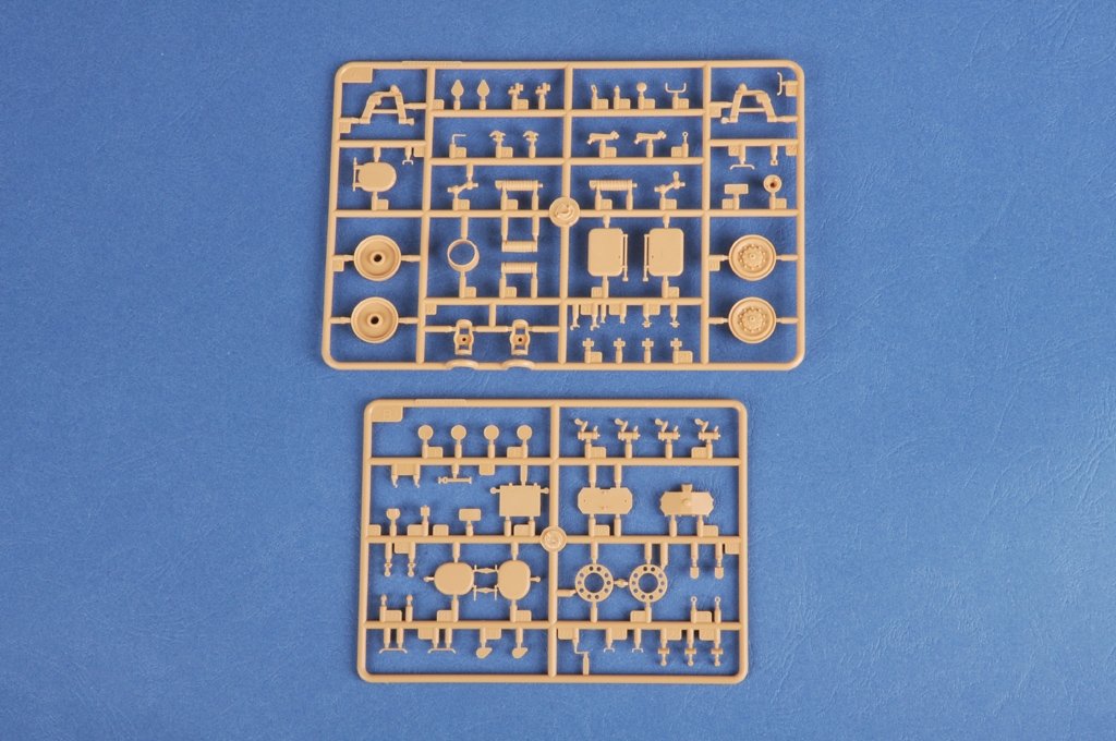 Hobby Boss 82488 WZ550 w/ AFT-9 AT Missile Launcher 1/35 – Bild 8