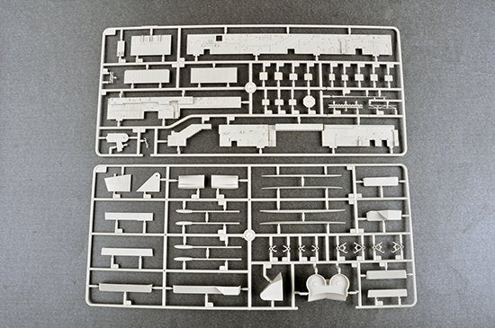 Trumpeter 05618 USS Intrepid CV-11 1/350 – image 7