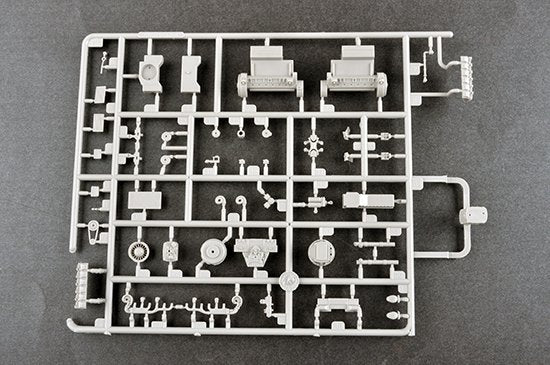 Trumpeter 01069 PHL-03 Multiple Launch Rocket System 1/35 – image 7