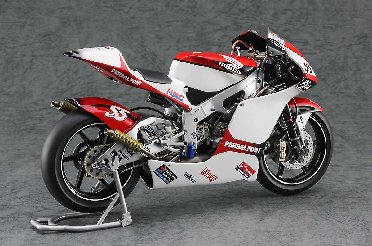 Hasegawa 21742 Honda RS250RW &amp;quot;2009 WGP250&amp;quot; 1/12 – immagine 2
