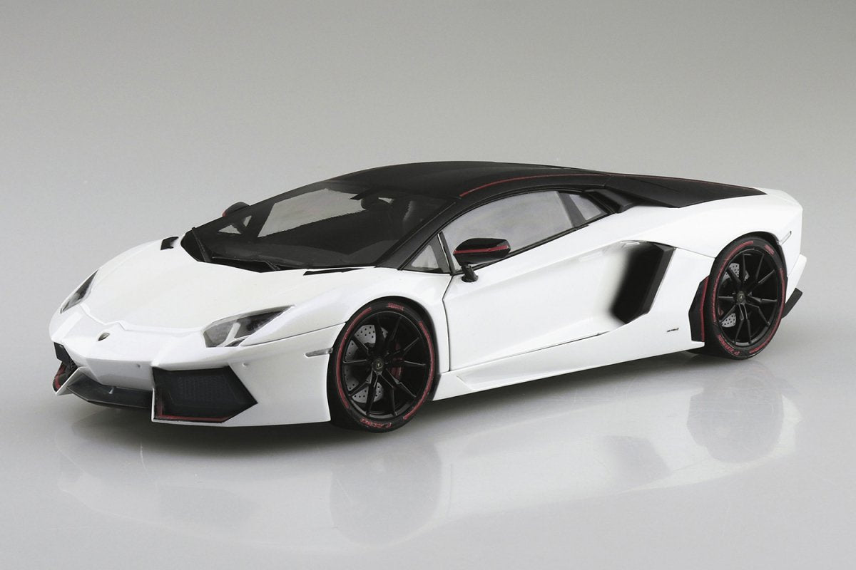 Aoshima 06121 Lamborghini Aventador Pirelli Edition 1/24 – zdjęcie 2