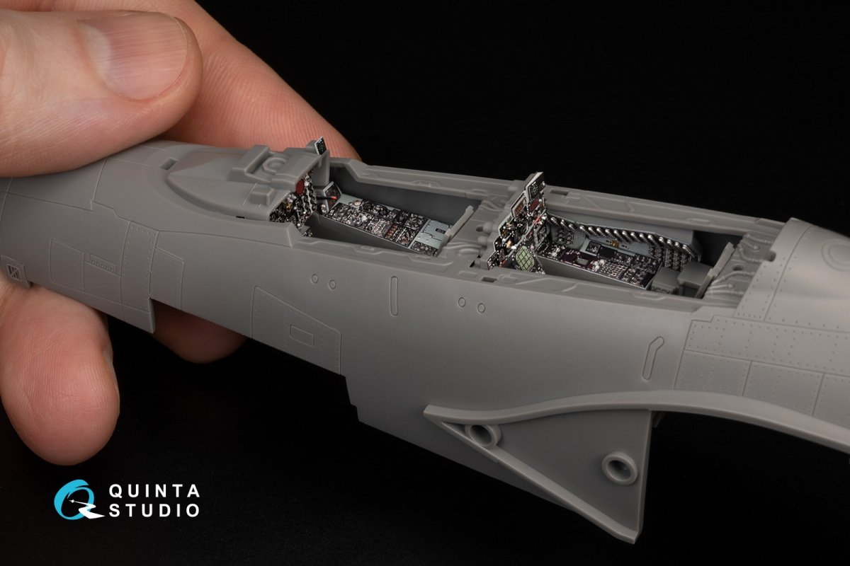 Quinta Studio QDS-48371 F-4E avec intérieur imprimé en 3D et coloré DMAS sur papier décalcomanie (Meng) (Petite version) 1/48 – image 13