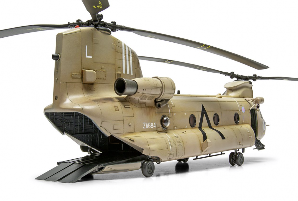 Airfix 06023 Boeing Chinook HC.1 1/72 – image 8