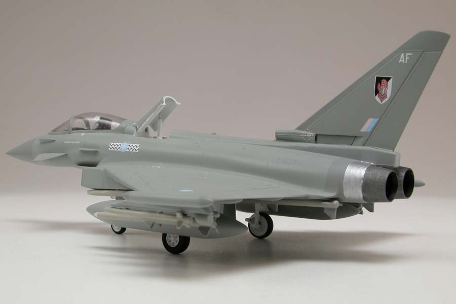 Airfix 50098 Eurofighter Typhoon Starter Set 1/72 – imagen 3