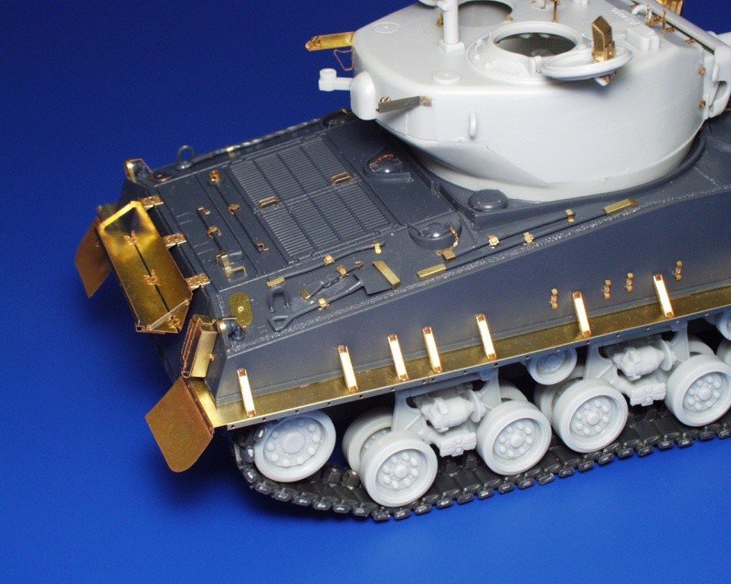 Eduard 35377 M-4A3E8 Sherman 1/35 Dragon – immagine 6