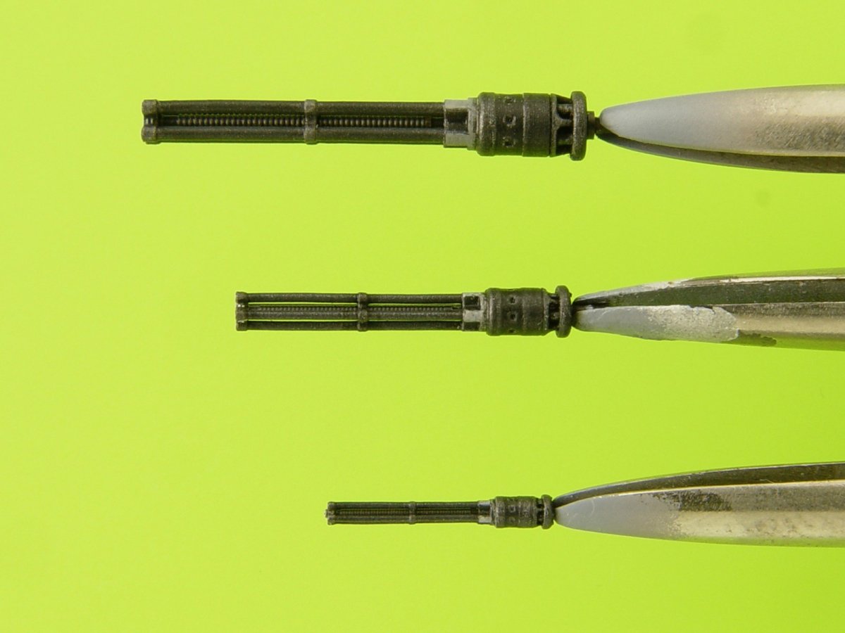 Master AM-72-110 Mi-24 (Hind D/E) - JakB-12.7 machine gun barrel and DUAS probe (metal and resin parts) 1/72 – Bild 9