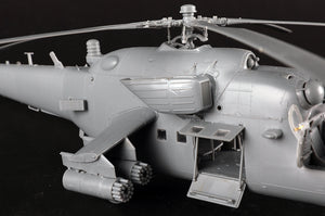 Trumpeter 05830 Mi-35M Hind-E 1/48 – Bild 15