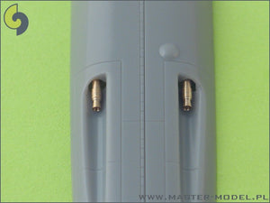 Master AM-48-011 Bf 109 G5 - G14, K armament set (MG 131 tips) &amp;amp; Pitot Tube 1/48 – Bild 3