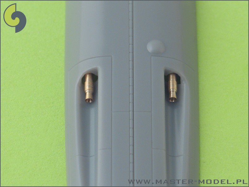 Master AM-48-011 Bf 109 G5 - G14, K armament set (MG 131 tips) &amp;amp; Pitot Tube 1/48 – Bild 3