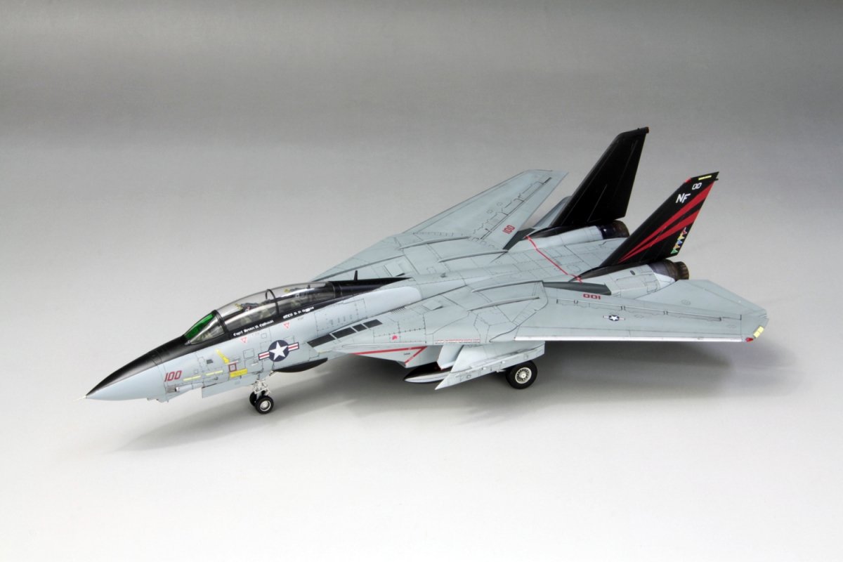 Fine Molds FP32 US Navy F-14A Fighter Aircraft Tomcat 1/72 – zdjęcie 3