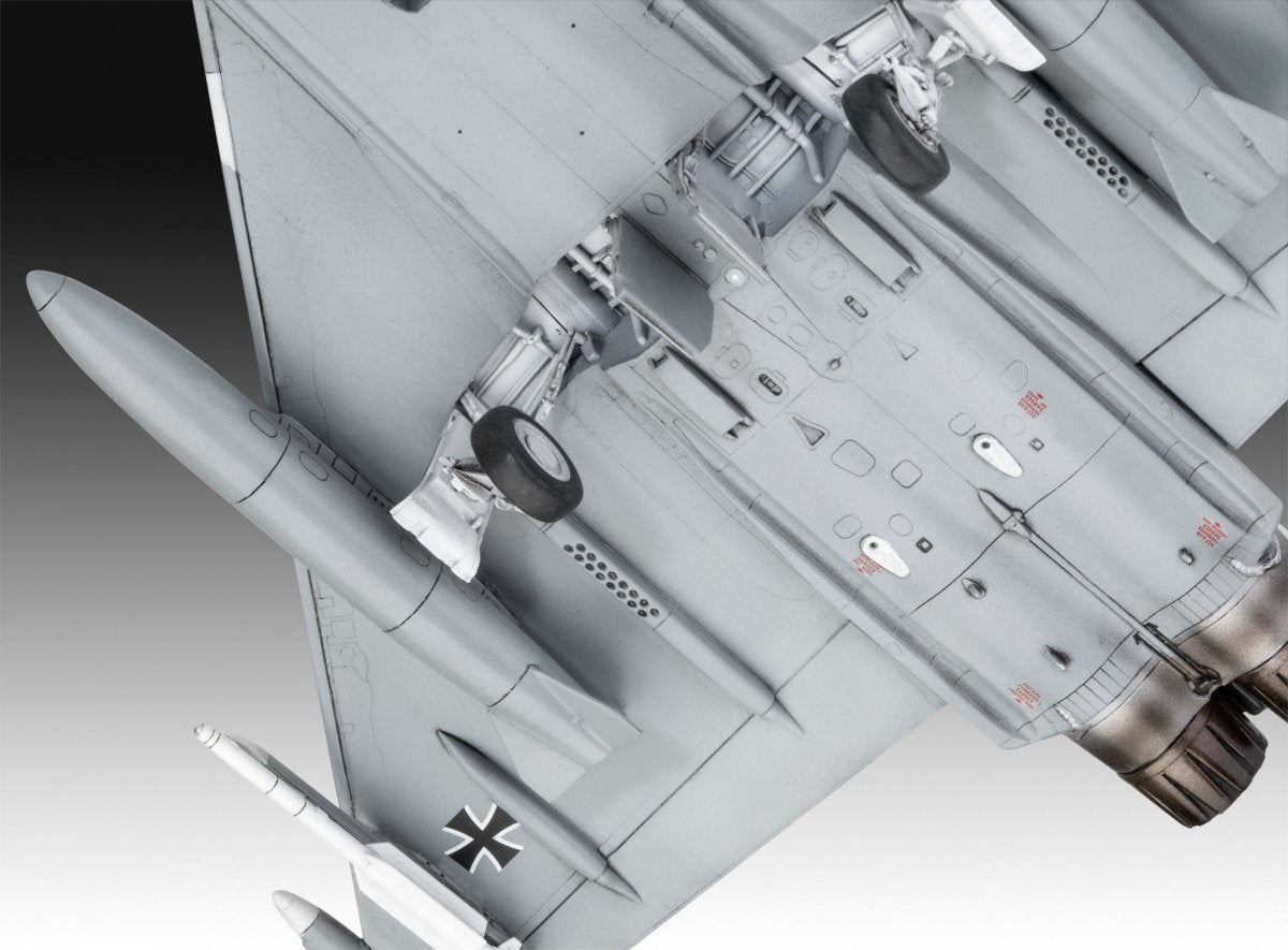 Revell 03843 Eurofighter &amp;quot;Luftwaffe 2020 Quadriga&amp;quot; 1/72 – Bild 4