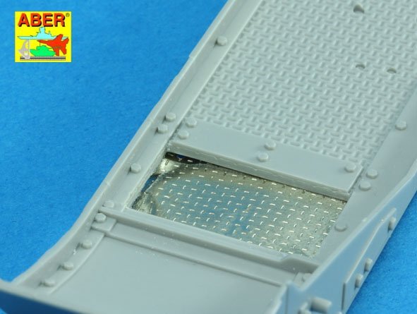 Aber 16099 WWII German pattern treadplate (Trumpeter Pz. IV) 1/16 – Bild 9
