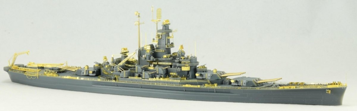 Vee Hobby E57006 USS Indiana BB-58 1944 - Deluxe Edition 1/700 – image 2