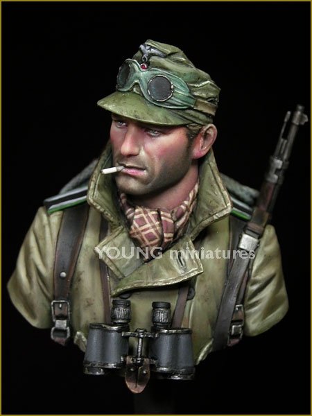 Young Miniatures YM1836 GERMAN GEBIRGSJAGER 1942 1/10 – image 3