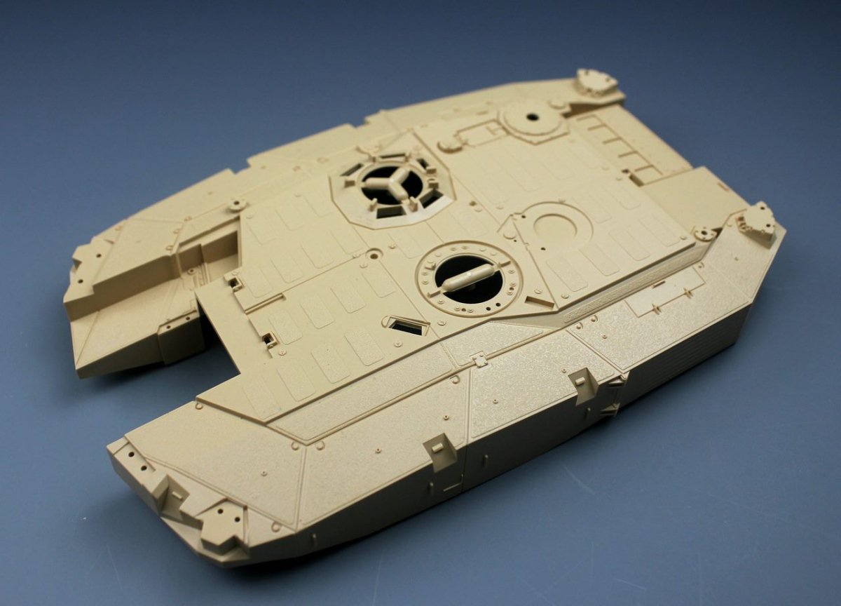 Tiger Model 4628 LEOPARD II REVOLUTION II MBT 1/35 – immagine 9
