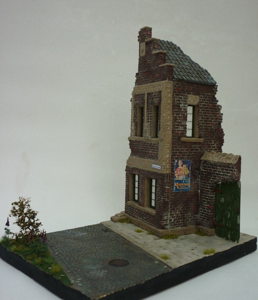 RT-Diorama 35202 Diorama-Base:Brick House Ruin 1/35 – imagen 4