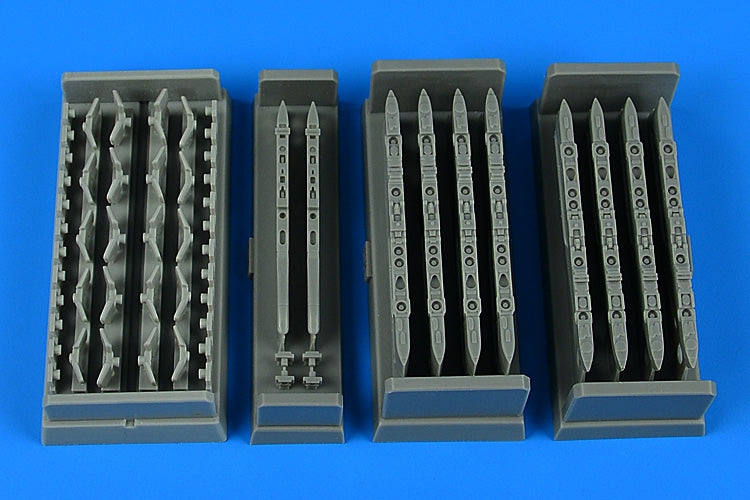Aires 4901 Su-25 Frogfoot pylônes d'aile - fin 1/48 Zvezda