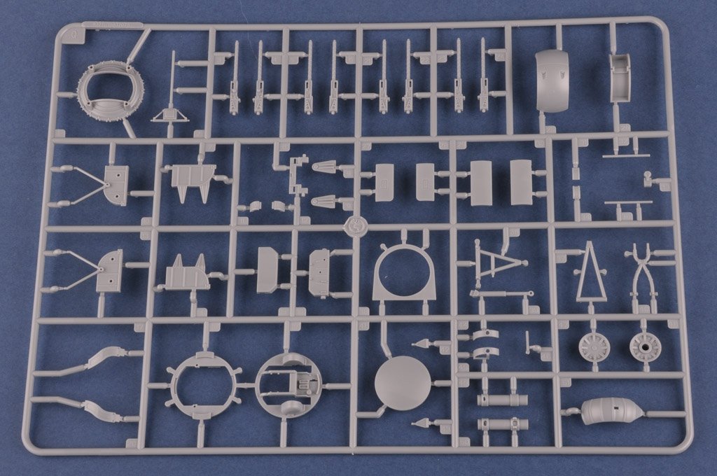 Hobby Boss 83212 B-24D Liberator 1/32 – image 20
