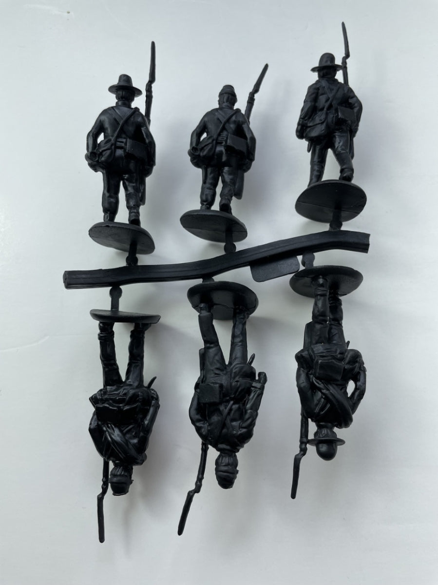 Hat 9339 Confederate Infantry in "Butternut Uniforms" Marching Set 2 - 18 figures (American Civil War 1861-1865) 1/32