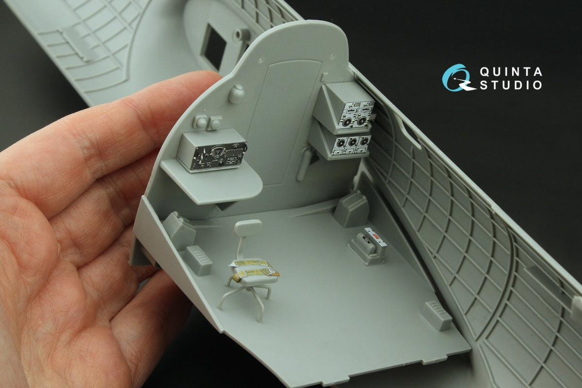 Quinta Studio QD32224 Boeing B-17G Radio operator&amp;#39;s compartment. 3D-Printed coloured Interior on decal paper (HK models) 1/32 – Bild 10