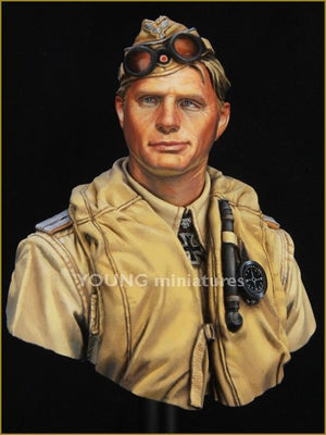 Young Miniatures YM1846 LUFTWAFFE PILOT North Africa WWII 1/10 – Bild 2