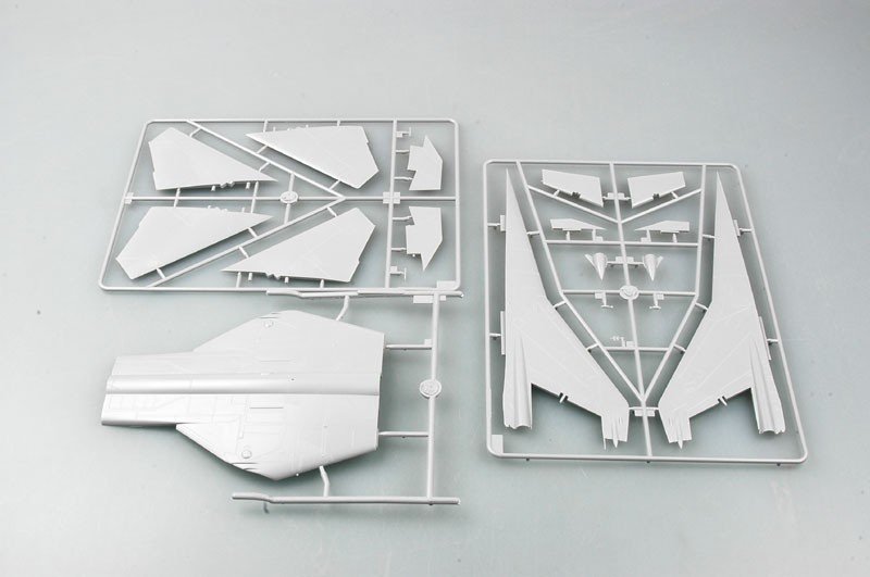 Trumpeter 03209 MiG-23MF Flogger-B 1/32 – immagine 5