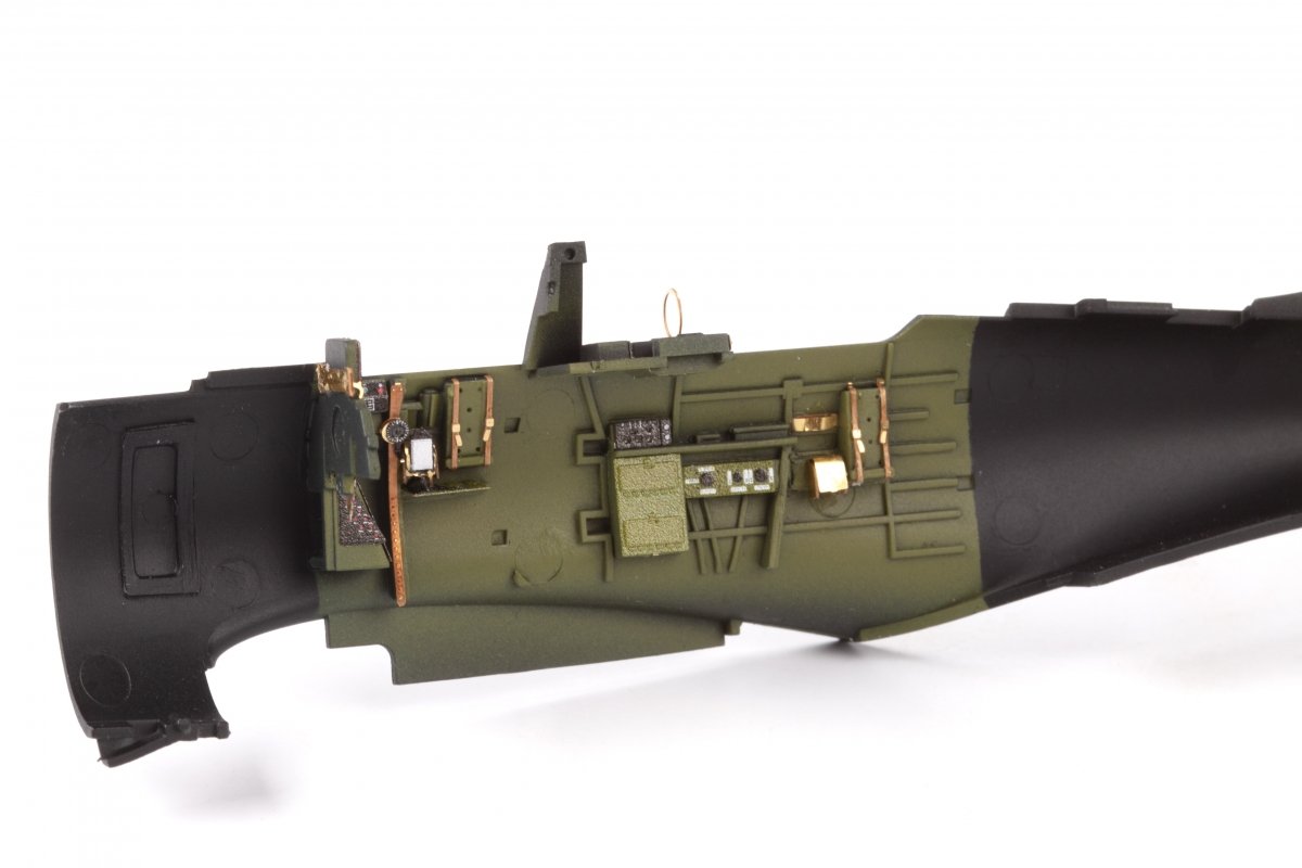 Eduard SS780 SBD-3 FLYHAWK 1/72 – imagen 3