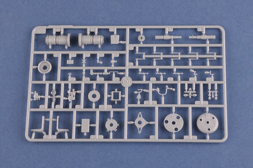 Hobby Boss 81773 CH-47D CHINOOK 1/48 – immagine 10