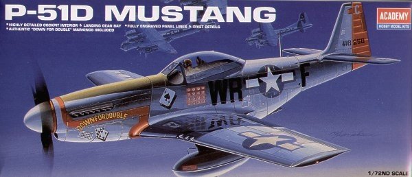 Maquette Academy 12485 P-51 D Mustang (1/72)