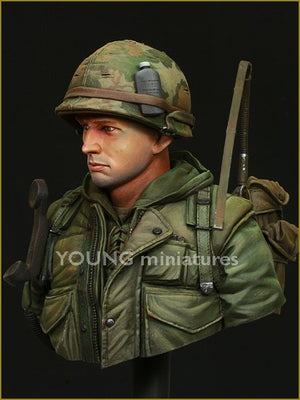 Young Miniatures YM1817 USMC Hue. Vietnam 1968 1/10 – image 2