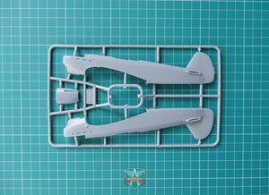 Modelsvit 4801 Yak-1B Soviet fighter 1/48 – imagen 4