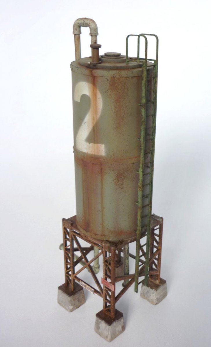 RT-Diorama 35287 Réservoir industriel 1/35 – image 4