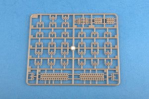 Hobby Boss 83804 German Pz.Kpfw.I Ausf.F (VK18.01)-Early 1/35 – immagine 8