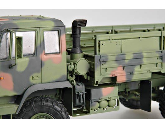 Trumpeter 01004 M1078 Light Medium Tactical Vehicle (LMTV) Standard Cargo Tru 1/35 – immagine 5