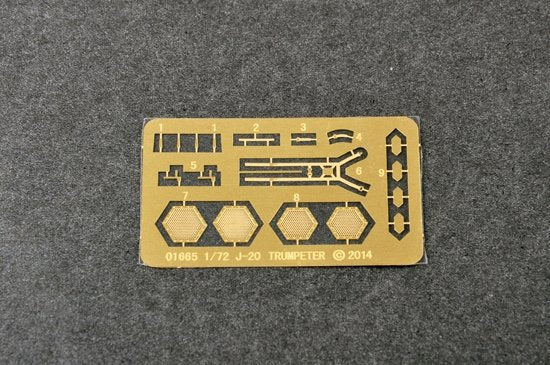 Trumpeter 01665 Chinese J-20 Mighty Dragon 1/72 – immagine 7
