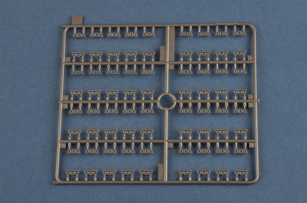 Hobby Boss 80151 Char allemand Type III/IV à châssis hybride et petite tourelle, échelle 1/35  – image 10