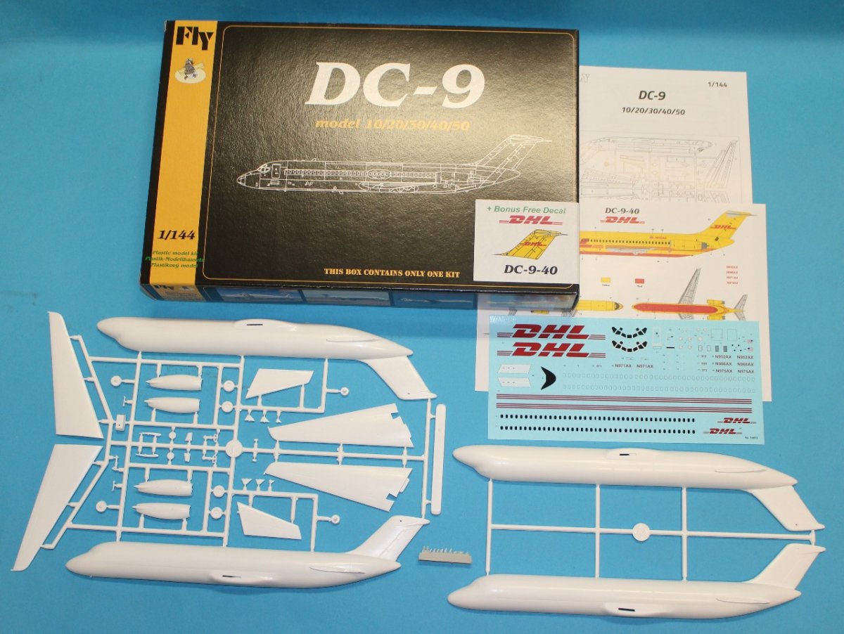 Fly 14412 DC 9-40 DHL 1/144 – image 2