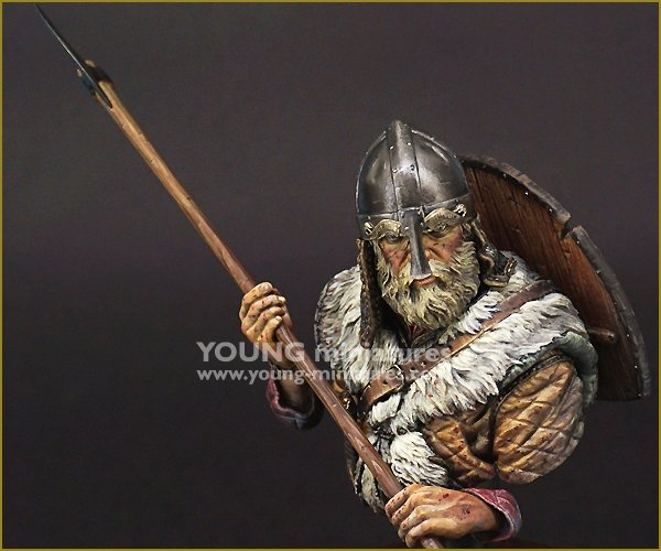 Young Miniatures YH1852 GUERRIER VIKING 1/10 – image 8