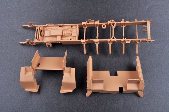 Trumpeter 00931 US Mauxxpro MRAP 1/16 – image 9