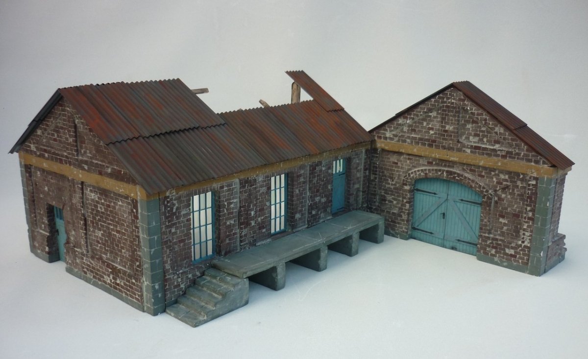RT-Diorama 35211 Freight Shed (Modular System) 1/35 – imagen 14