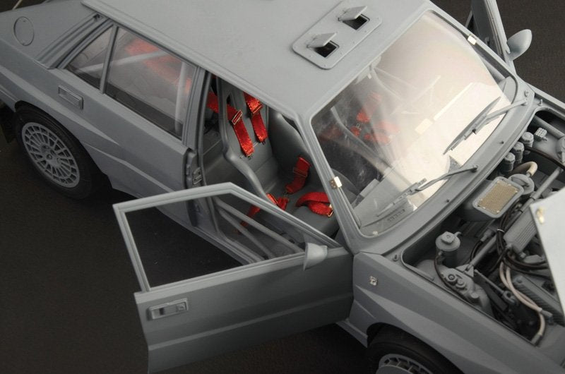 Italeri 4709 Lancia Delta HF integrale 16v 1/12 – imagen 11