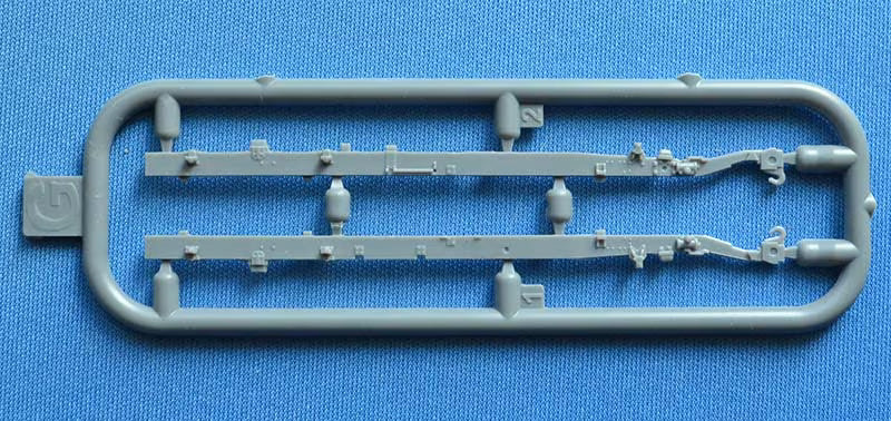 ACE 72601 US G7105 1,5t 4x4 Panel Delivery Truck 1/72 – Bild 6