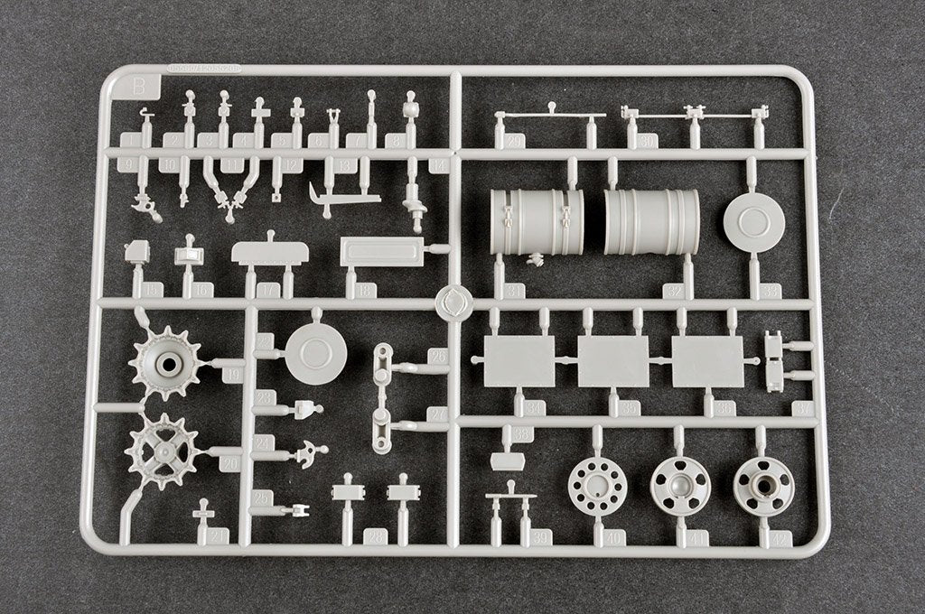 Trumpeter 09610 Russian T-72B3 with 4S24 Soft Case ERA &amp;amp; Grating Armour 1/35 – Bild 16