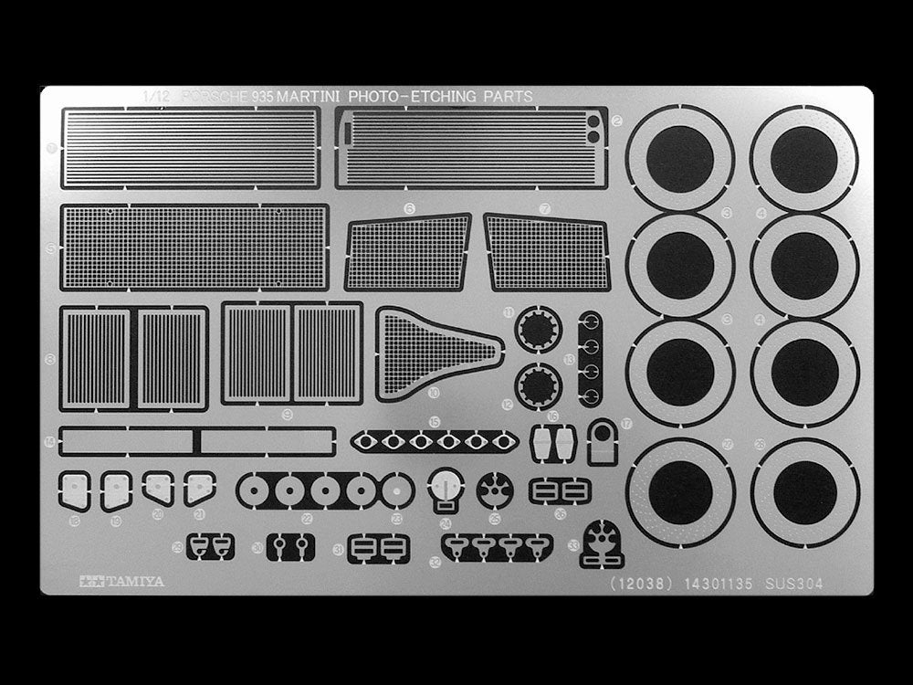 Tamiya 12057 Porsche 935 Martini 1/12 – immagine 6